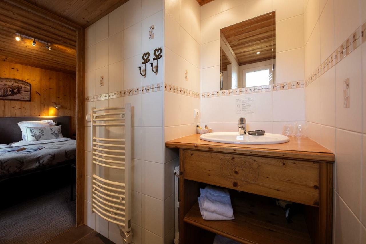 Hotel-Chalet Les Ecureuils Restaurant, Piscine, Garage Le Grand-Bornand Eksteriør bilde